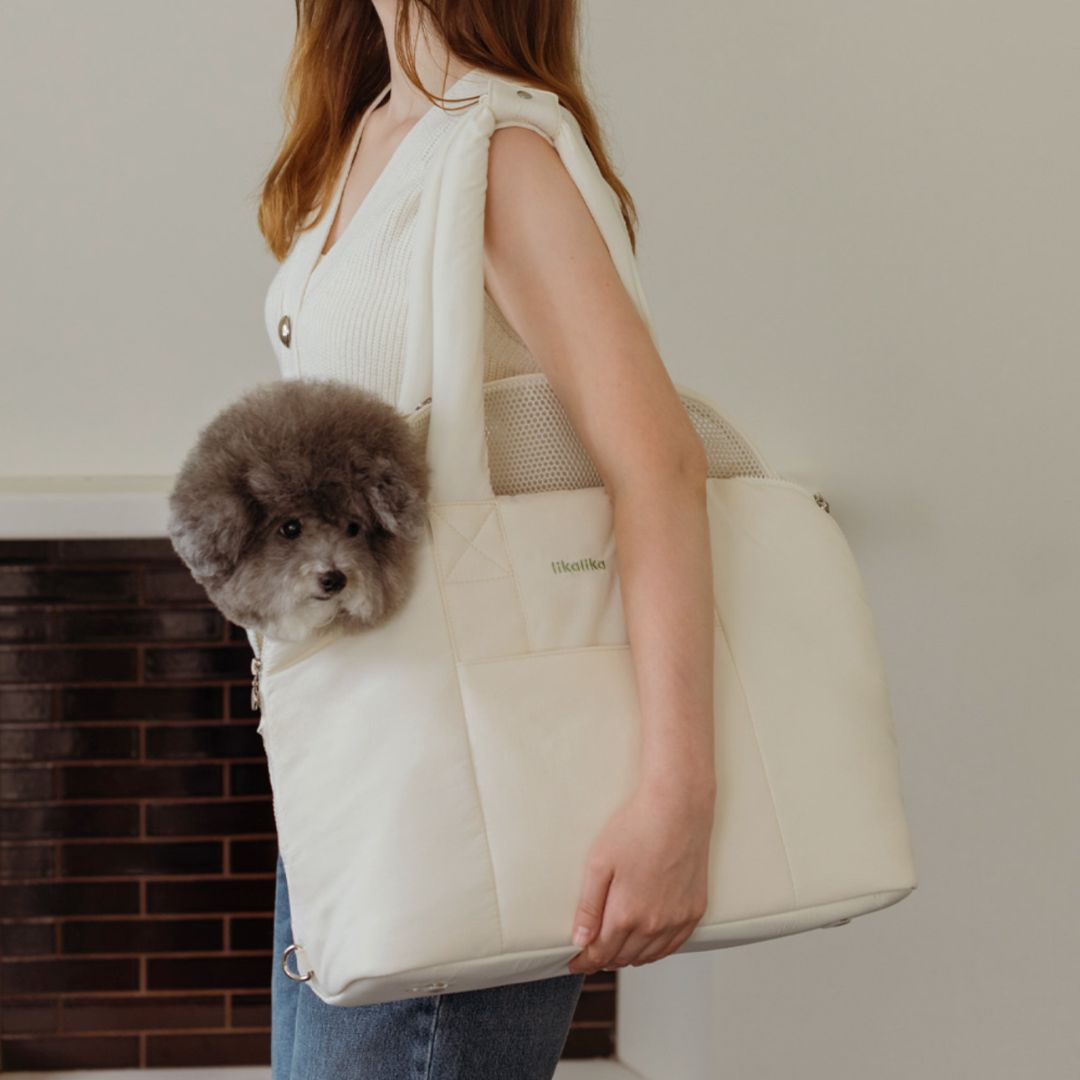 likalika キャリーバッグ　L　クリーム　安全リード2本　クッション付 likalika 】ふわふわ Fluffy Carrier Bag （2color） – Rainy Syrup