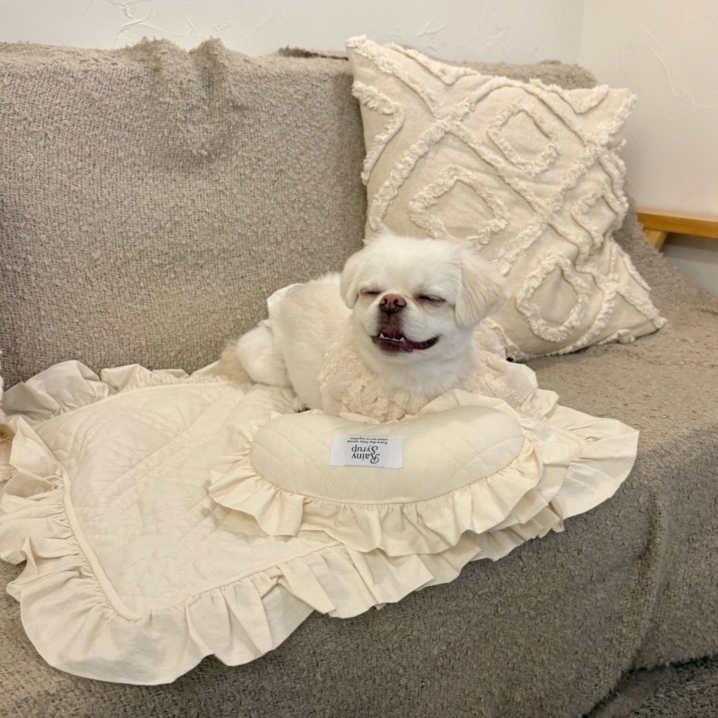 Rainy Syrup french frill cafe mat